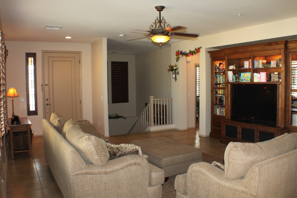 3056 East Agritopia Loop North Gilbert, AZ 85296 - Photo 6 of 15 Family Room