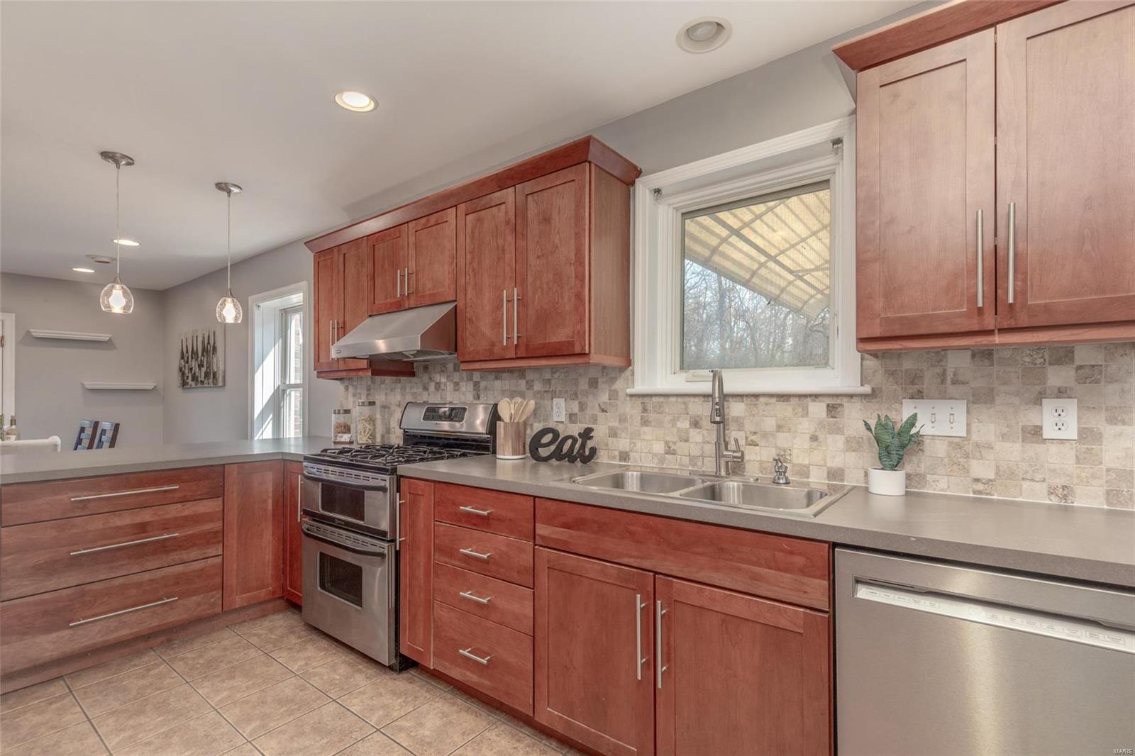 39 Berry Rd Park St. Louis, MO 63122 - Photo 12 of 40