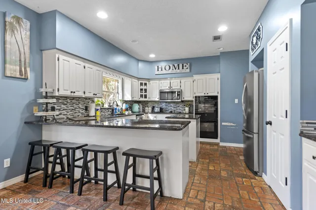 $539,900 | 6305 MORNINGSIDE Drive, Vancleave, MS 39565