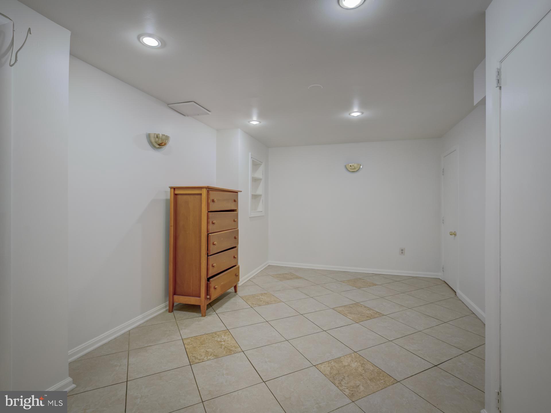14324 Fairdale Road Silver Spring, MD 20905 - Photo 55 of 68