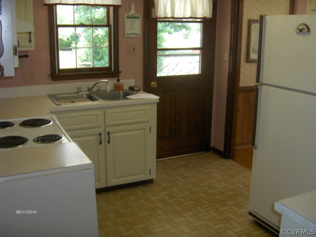 20016 Cox Road Sutherland, VA 23885 - Photo 3 of 24 Gallery Image 3