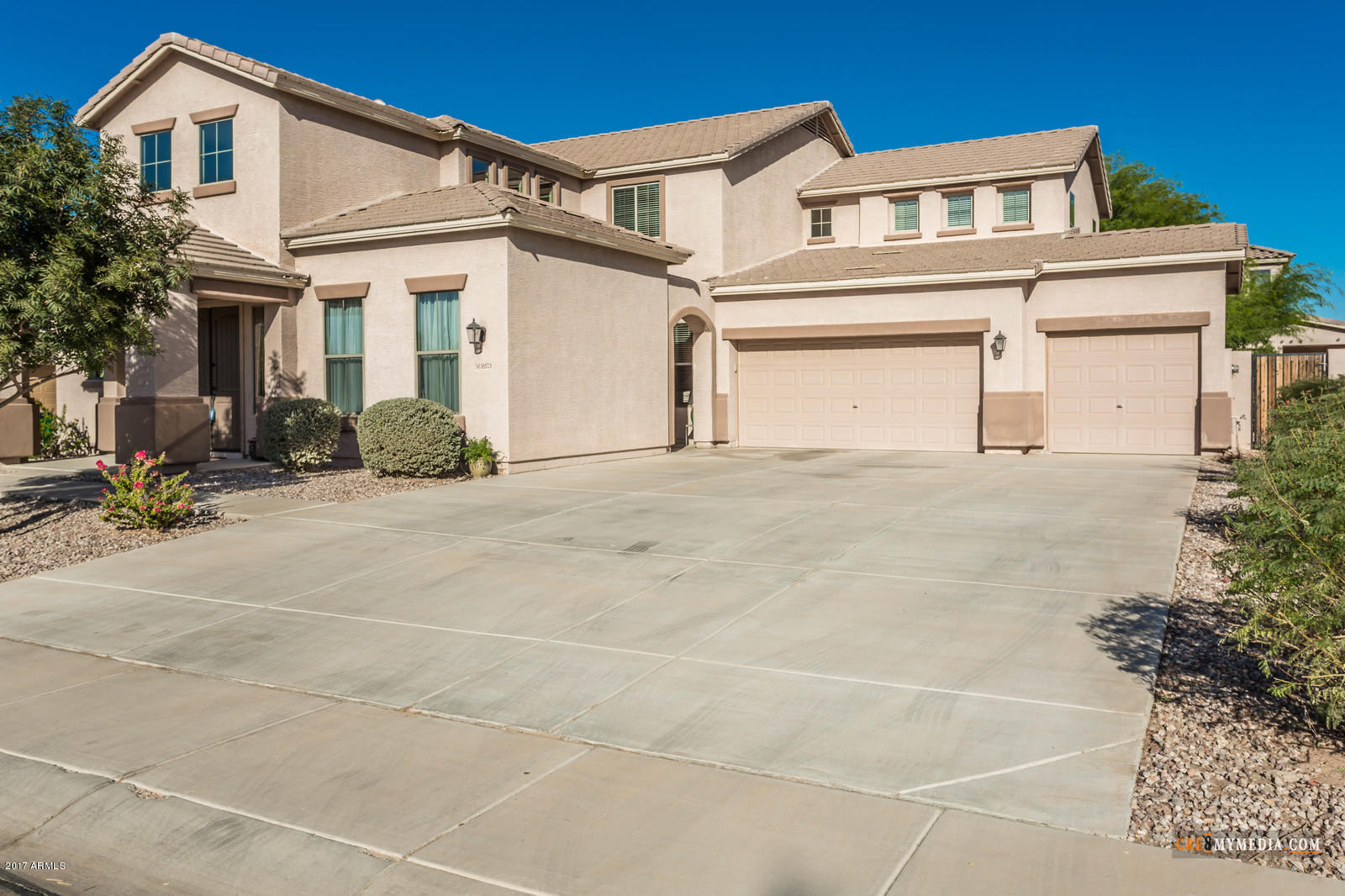 18575 North Stonegate Road Maricopa, AZ 85138 - Photo 2 of 61 03_Cre8MyMediacom-03_mls