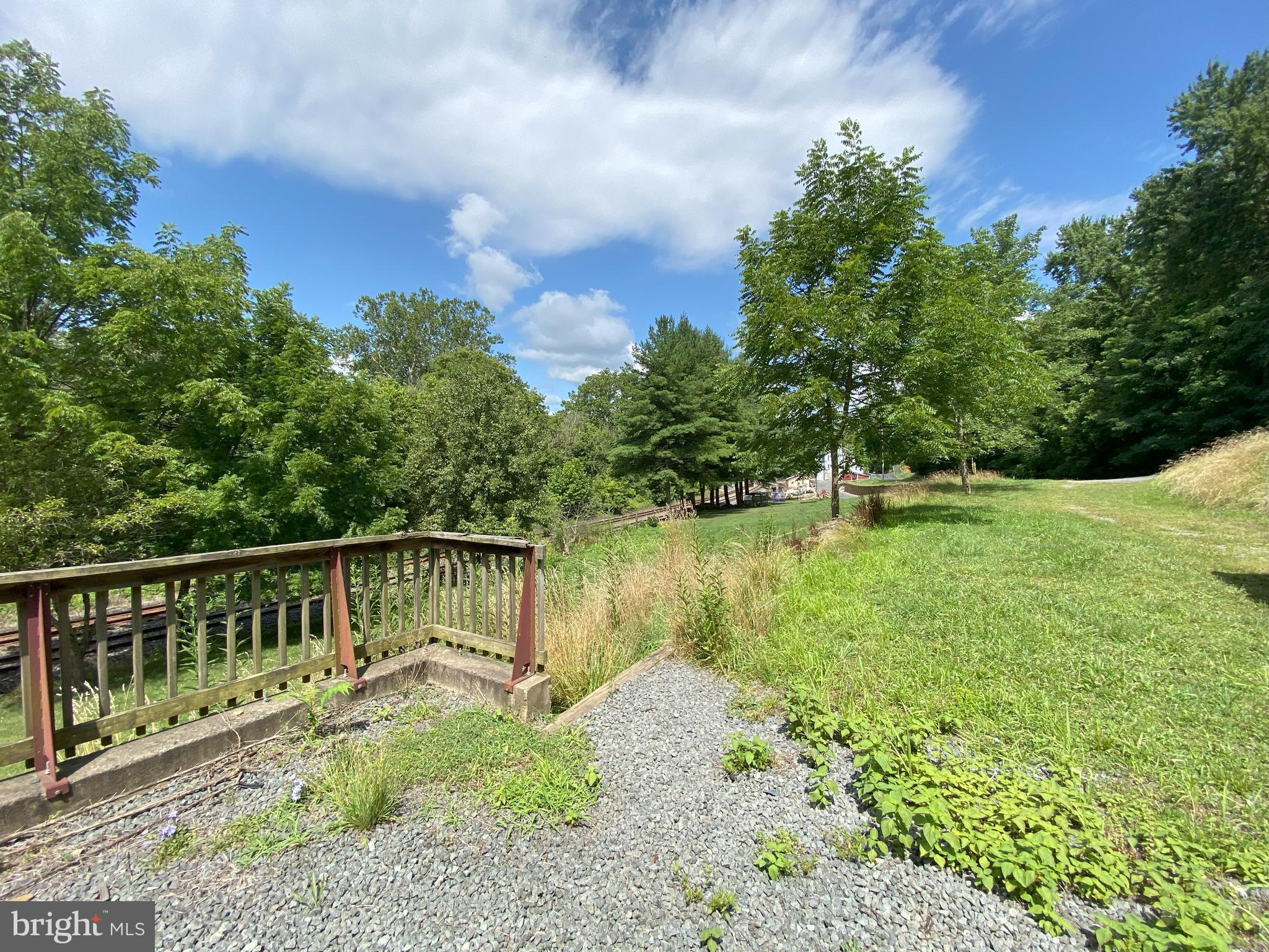 2744 Lander Road Jefferson, MD 21755 - Photo 5 of 20