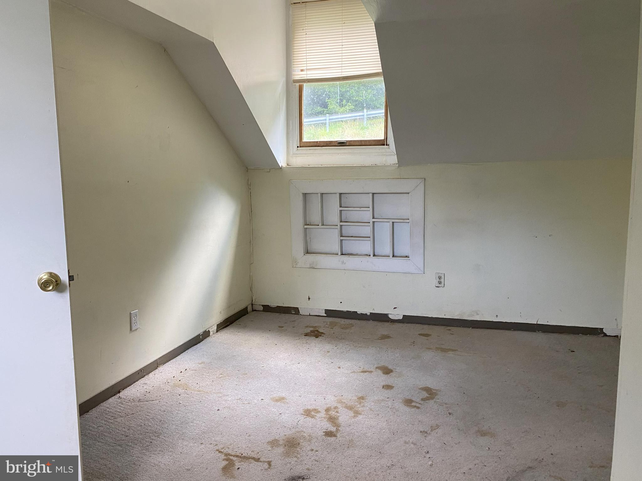 2744 Lander Road Jefferson, MD 21755 - Photo 9 of 20