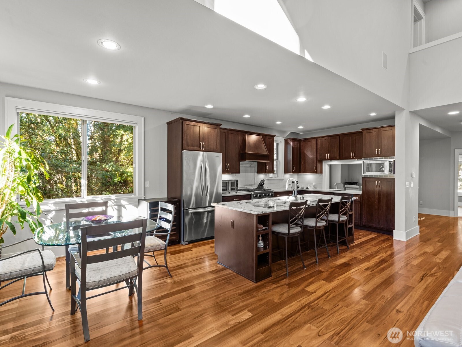 1727 Nile Avenue Northeast Renton, WA 98059 - Photo 13 of 38