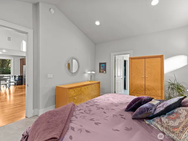 $1,510,000 | 1727 Nile Avenue Northeast, Renton, WA 98059