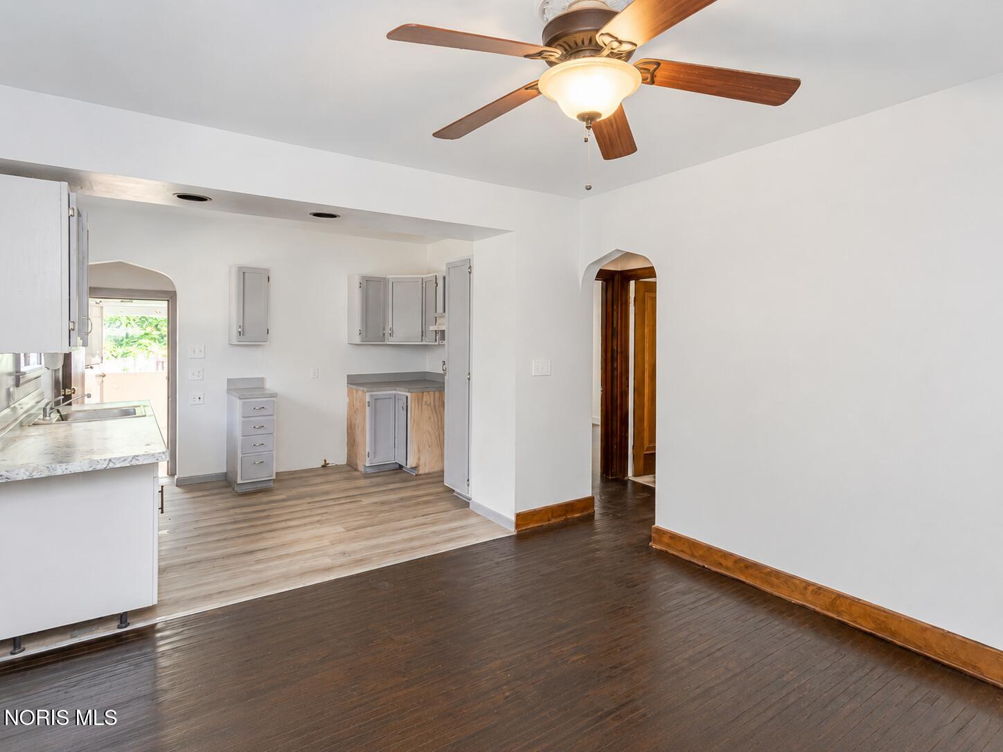 1736 Marlow Road Toledo, OH 43613 - Photo 4 of 37 Gallery Image 4