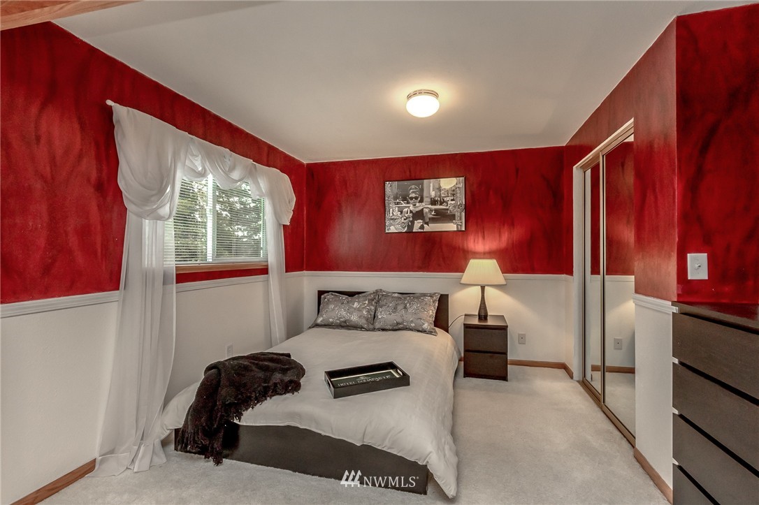 19701 143rd Place Southeast Renton, WA 98058 - Photo 14 of 25 Gallery Image 14