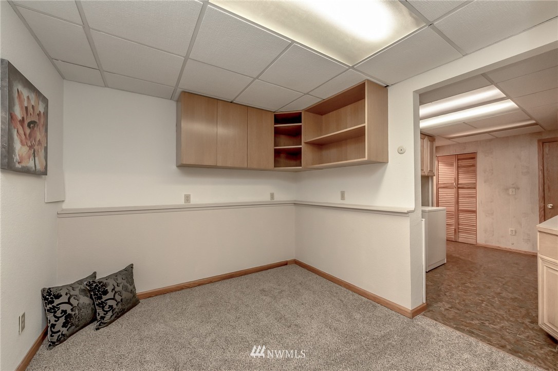 19701 143rd Place Southeast Renton, WA 98058 - Photo 18 of 25 Gallery Image 18