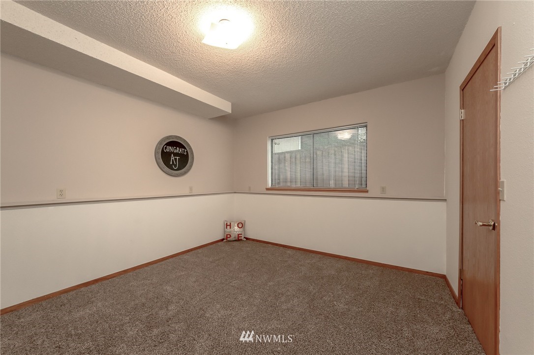 19701 143rd Place Southeast Renton, WA 98058 - Photo 21 of 25 Gallery Image 21