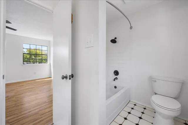 $2,200 | 1404 Deupree Drive, Austin, TX 78753