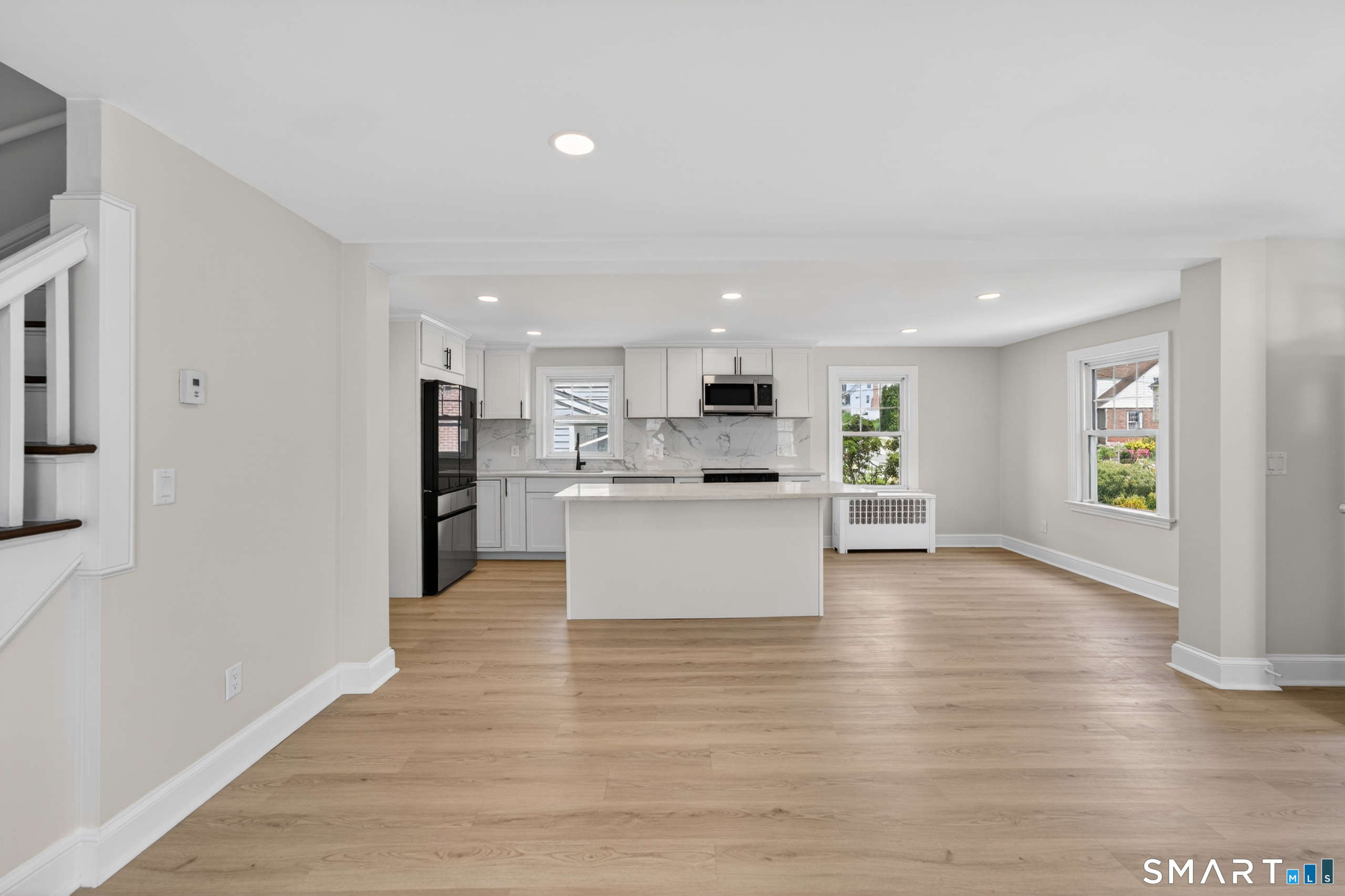 55 Woodlawn Road New London, CT 06320 - Photo 17 of 36