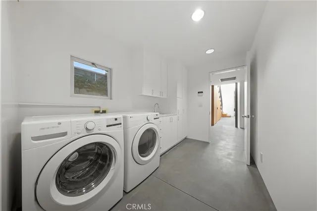 a view of a backyard of the house