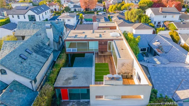 $17,500 | 519 Santa Ana Avenue, Newport Beach, CA 92663