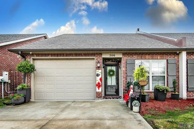 $240,000 | 306 Derusso Street, Houma, LA 70364