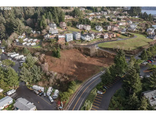 $1,500,000 | 1005 Southeast Bay Blvd., Newport, OR 97365