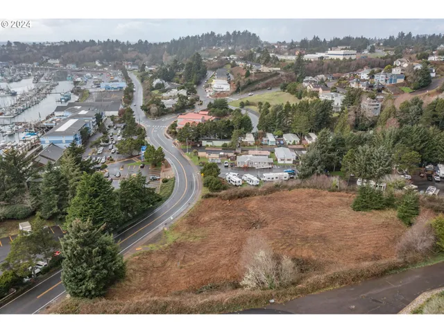 $1,500,000 | 1005 Southeast Bay Blvd., Newport, OR 97365