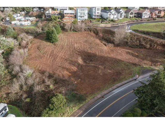 $1,500,000 | 1005 Southeast Bay Blvd., Newport, OR 97365