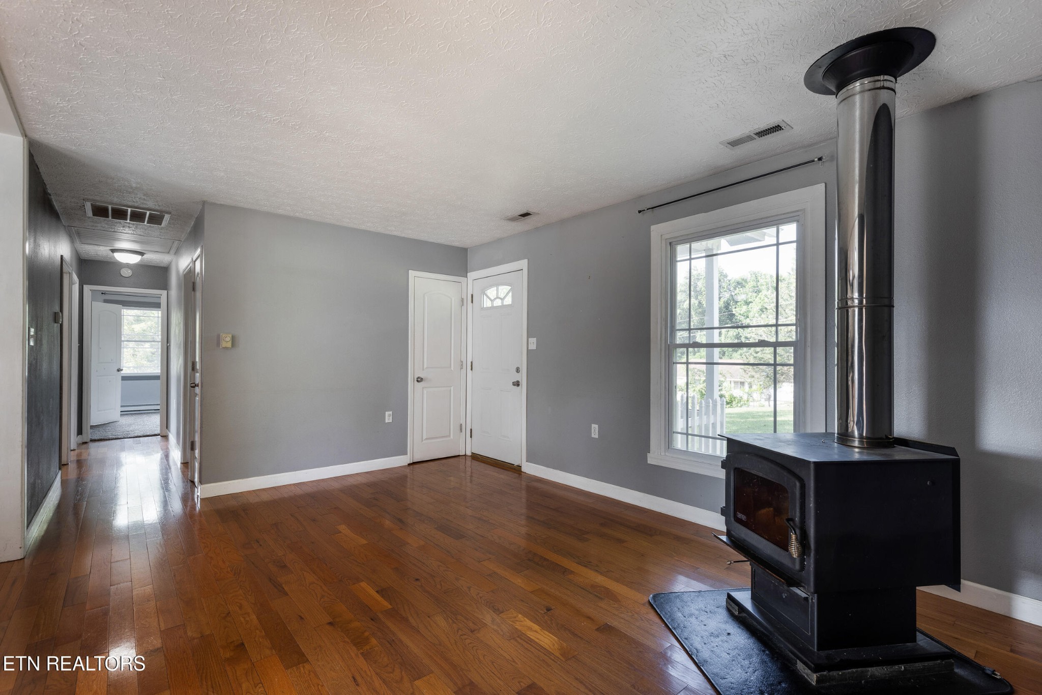 6616 Greer Road Knoxville, TN 37918 - Photo 8 of 34 Gallery Image 8