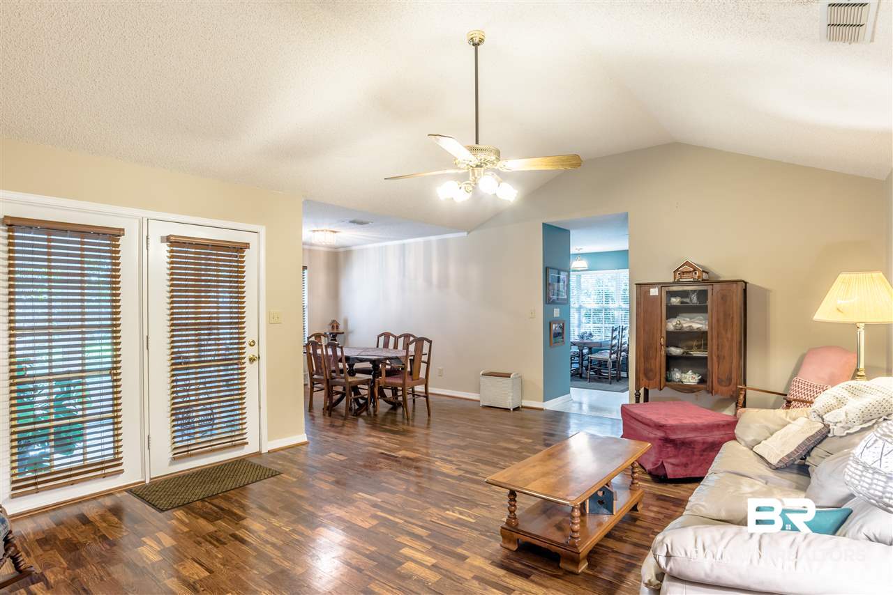 13 Hoffren Drive Fairhope, AL 36532 - Photo 4 of 23