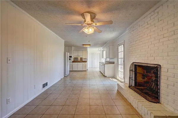 $1,650 | 2578 Five Forks Trickum Road Southwest, Lawrenceville, GA 30044