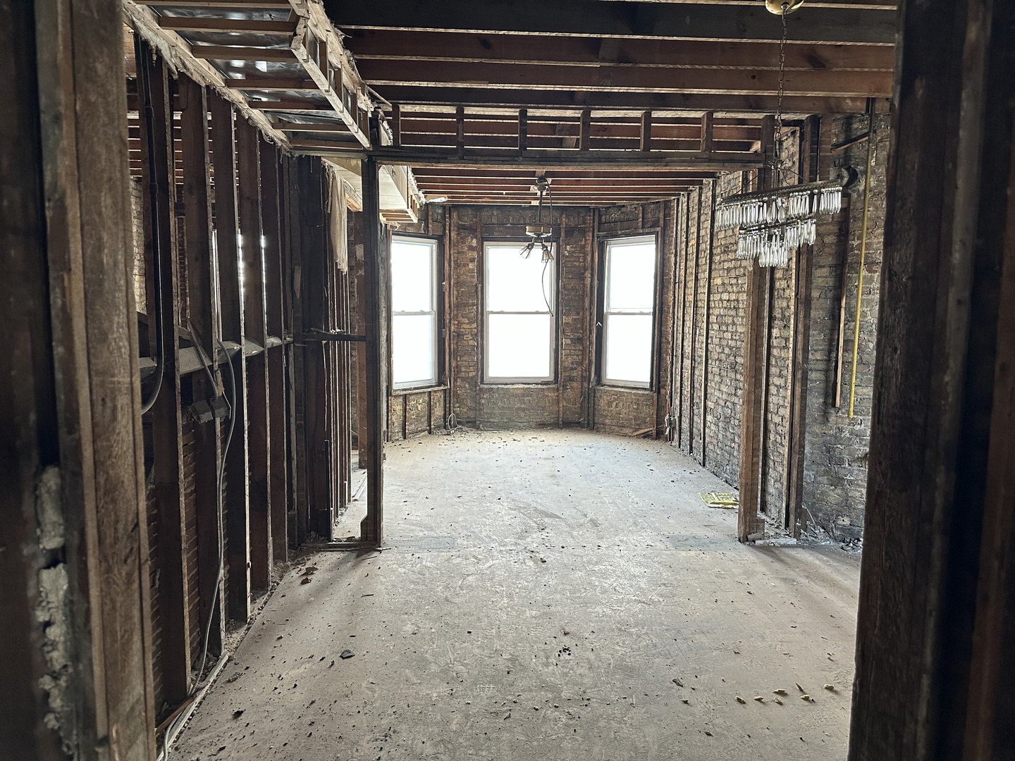 3430 North Bell Avenue Chicago, IL 60618 - Photo 2 of 4 a view of entryway