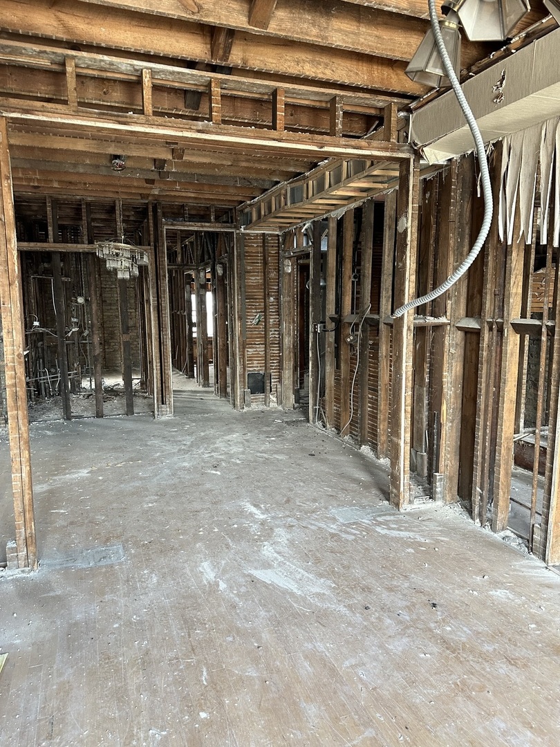 3430 North Bell Avenue Chicago, IL 60618 - Photo 3 of 4 a view of a building with door