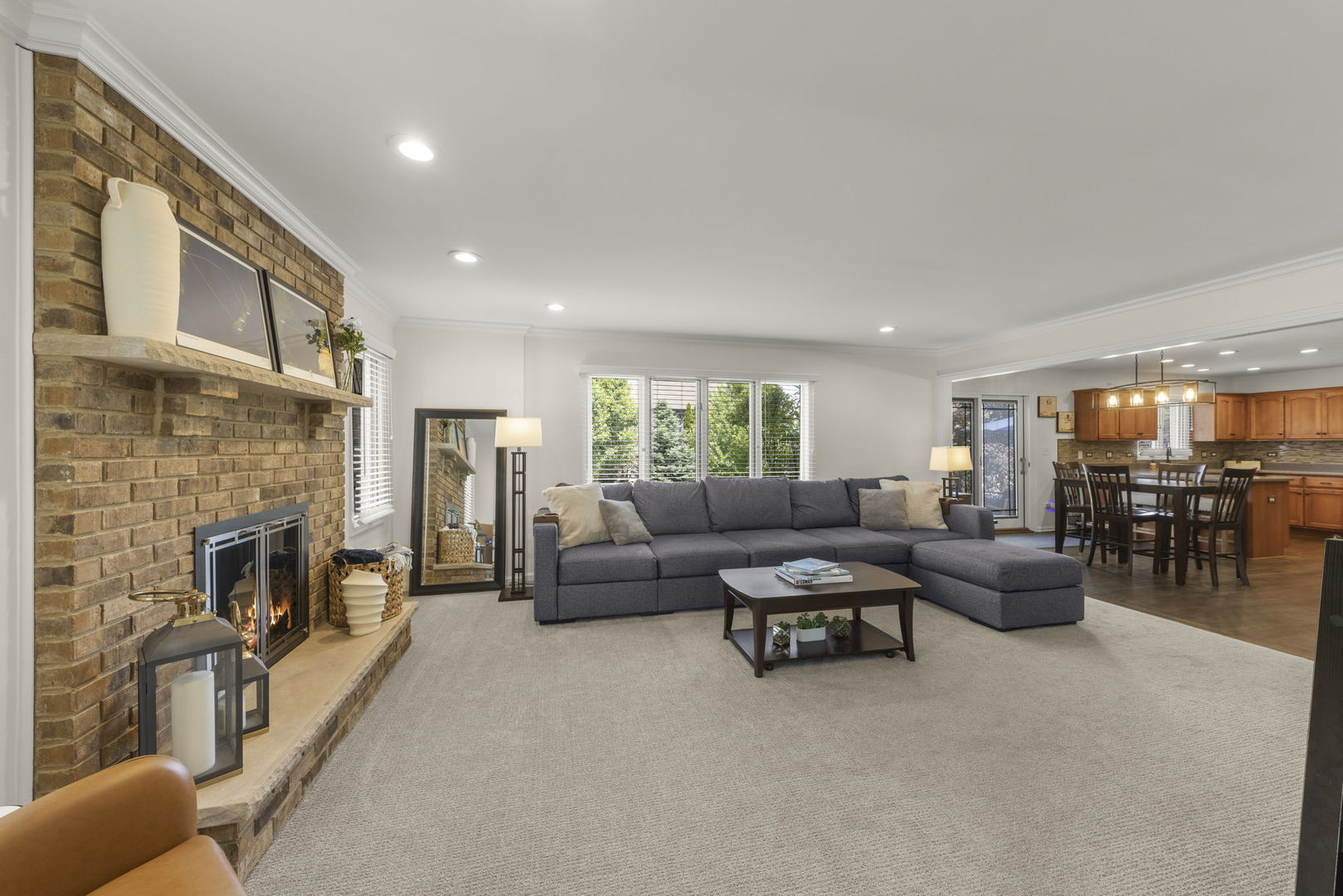 1237 Chatham Drive Lemont, IL 60439 - Photo 8 of 33