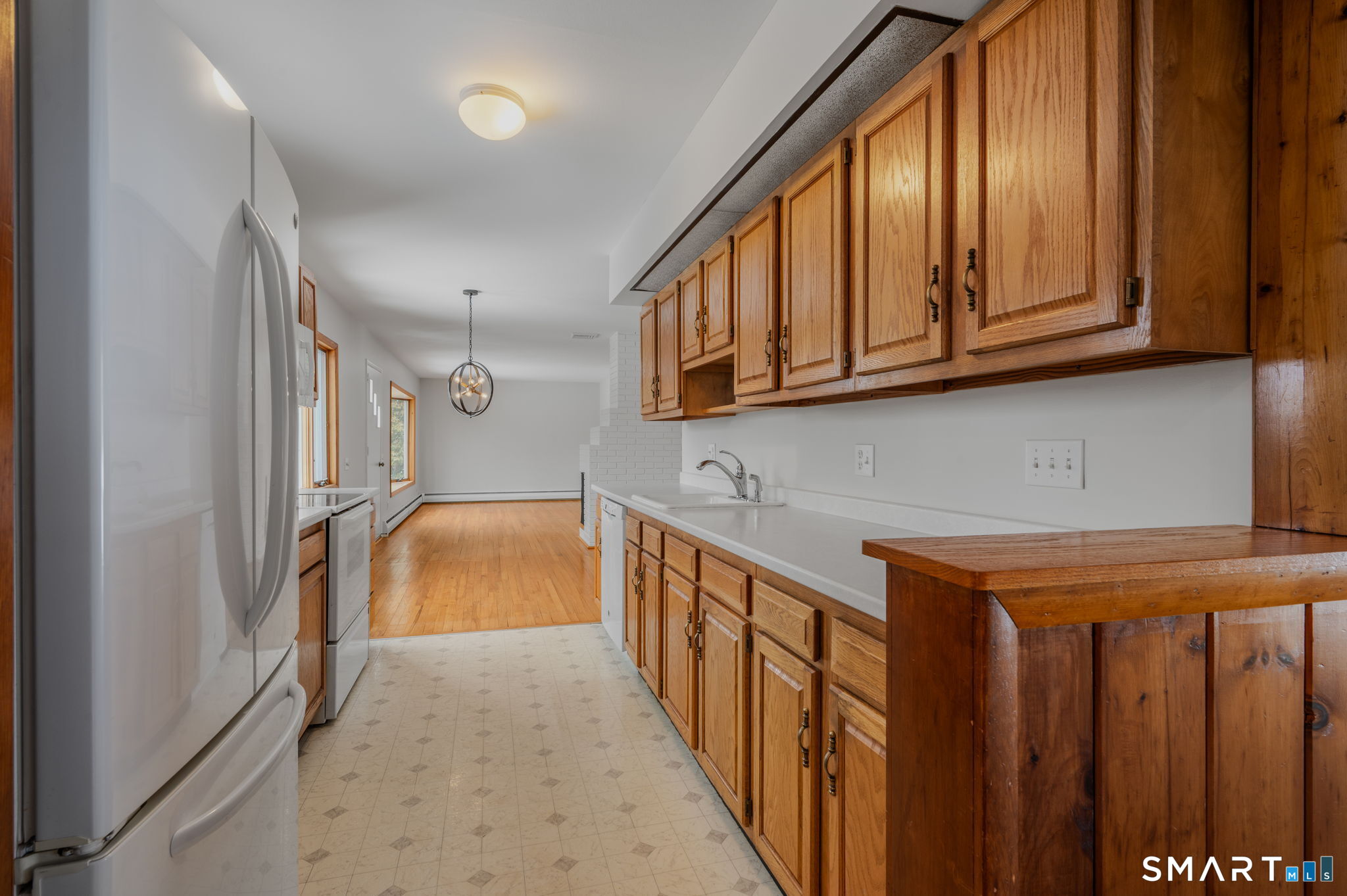 196 Parker Farms Road Wallingford, CT 06492 - Photo 7 of 40