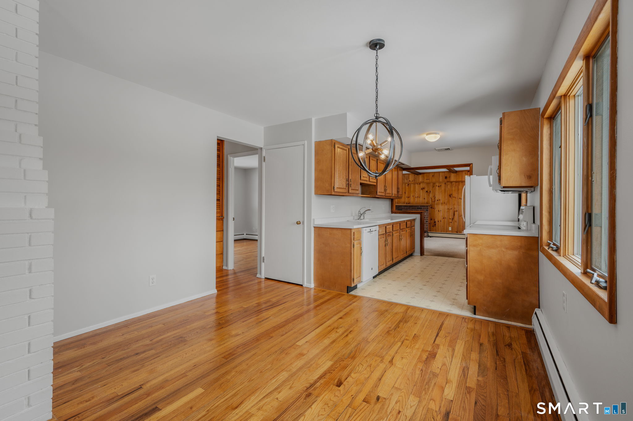 196 Parker Farms Road Wallingford, CT 06492 - Photo 8 of 40