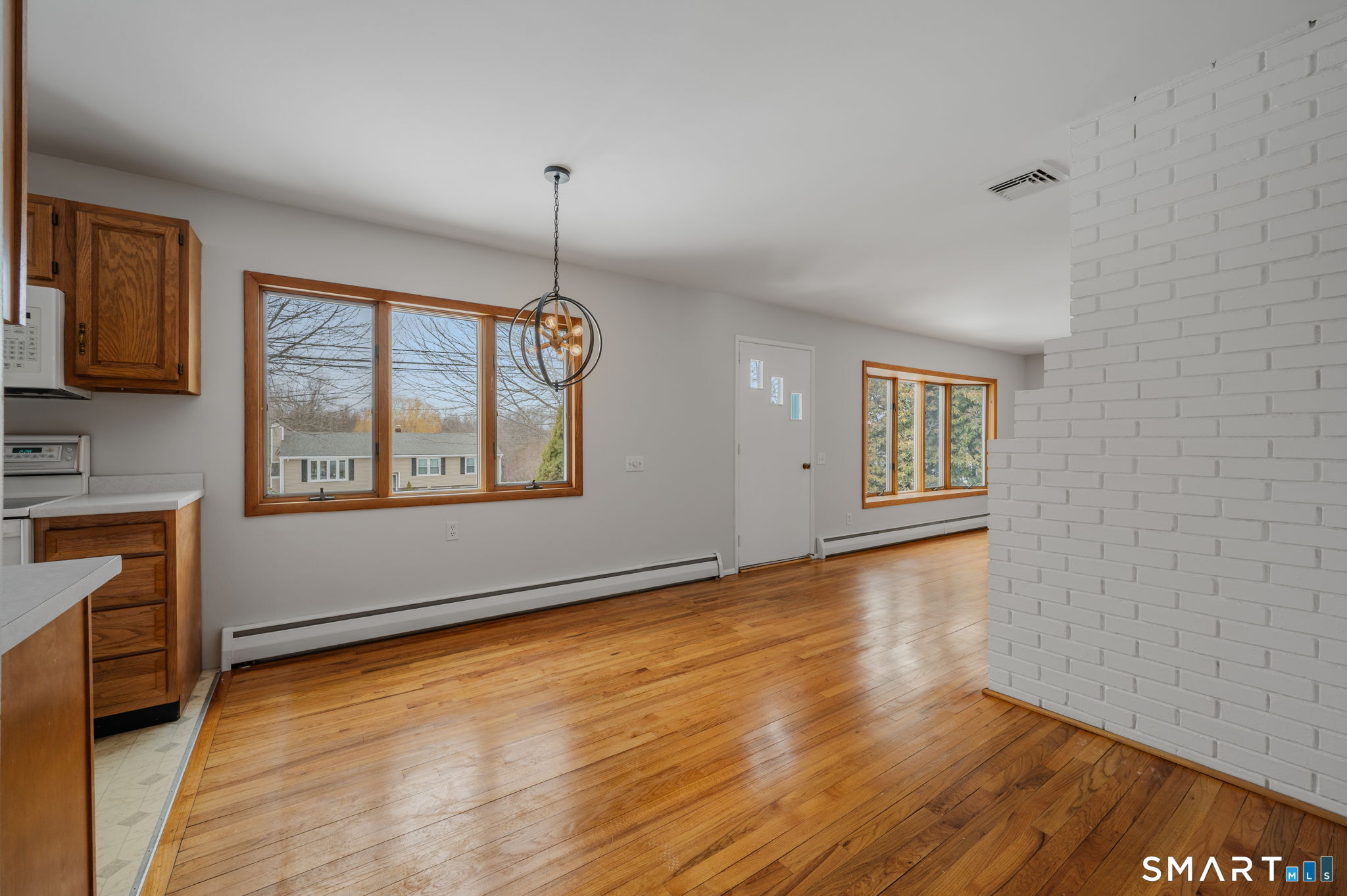 196 Parker Farms Road Wallingford, CT 06492 - Photo 9 of 40