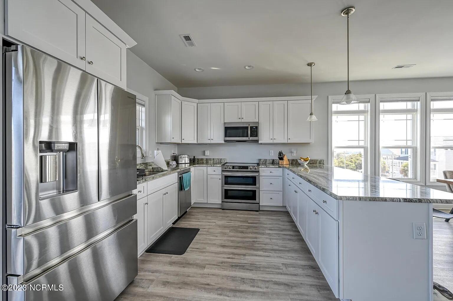 114 Atkinson Road Surf City, NC 28445 - Photo 15 of 51 58da767c06b4b3b5e32b04fdbe02f30a-uncropp
