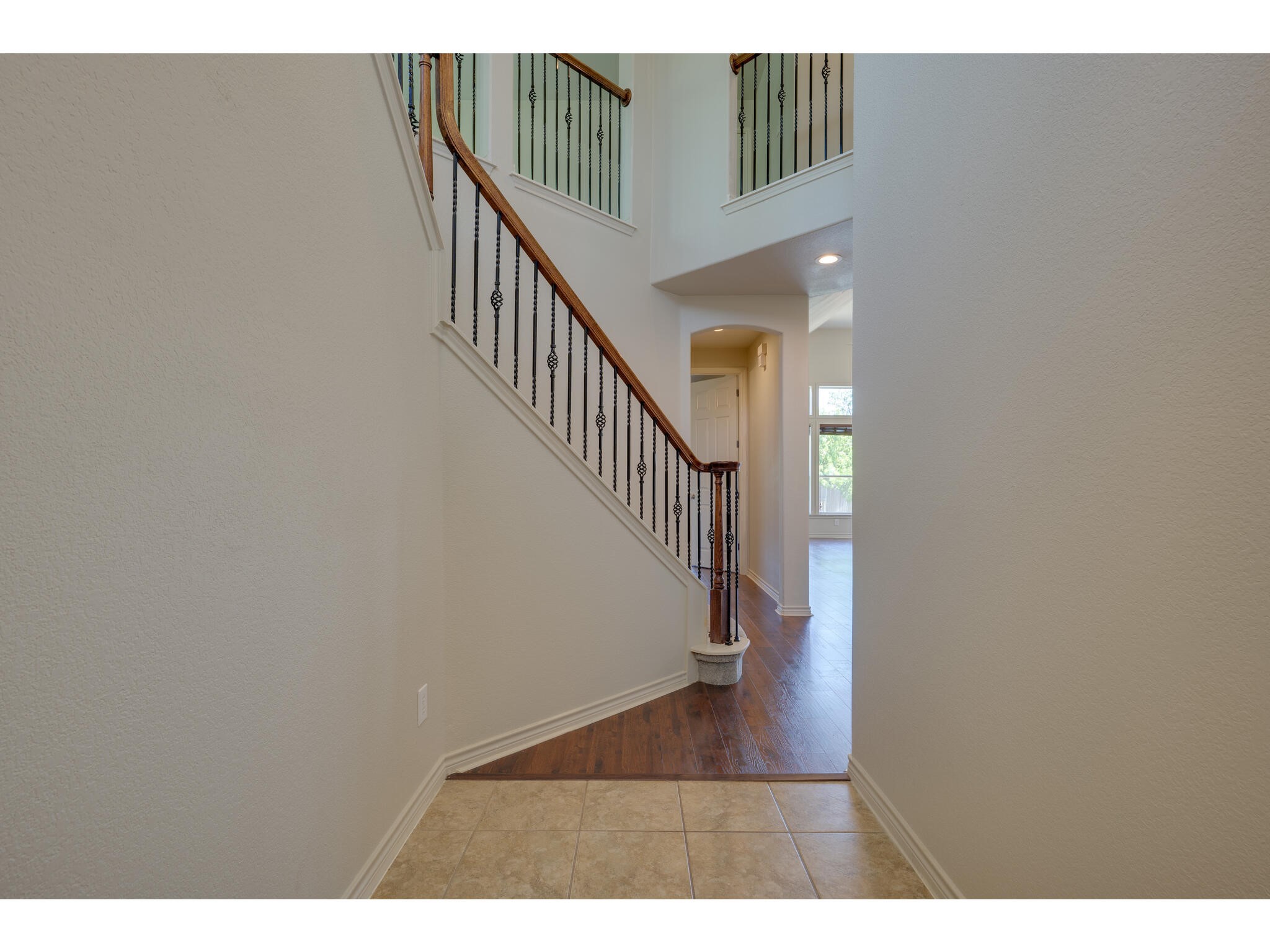 13925 Fallsprings Way Manor, TX 78653 - Photo 34 of 39 a view of entryway with wooden floor