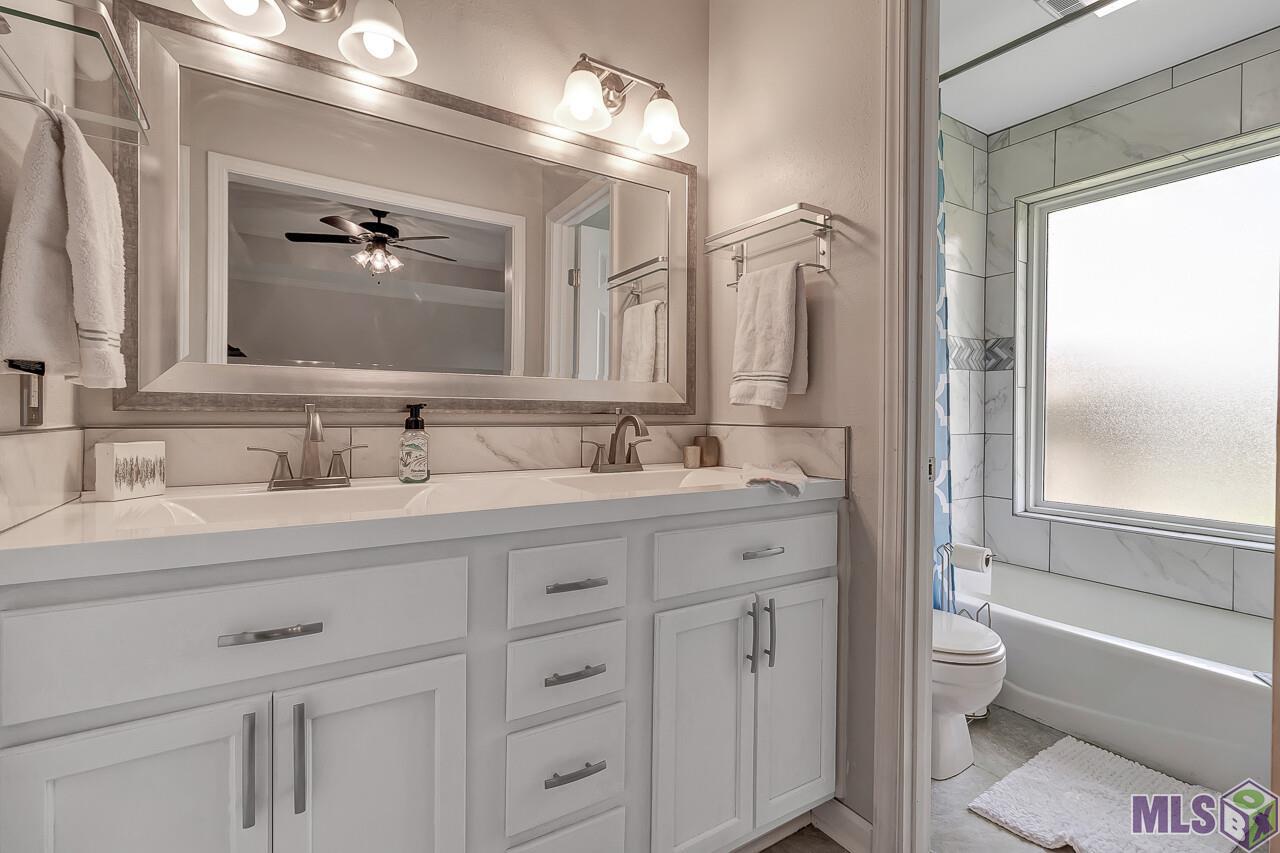 1803 Myrtle Ridge Drive Baton Rouge, LA 70816 - Photo 9 of 16