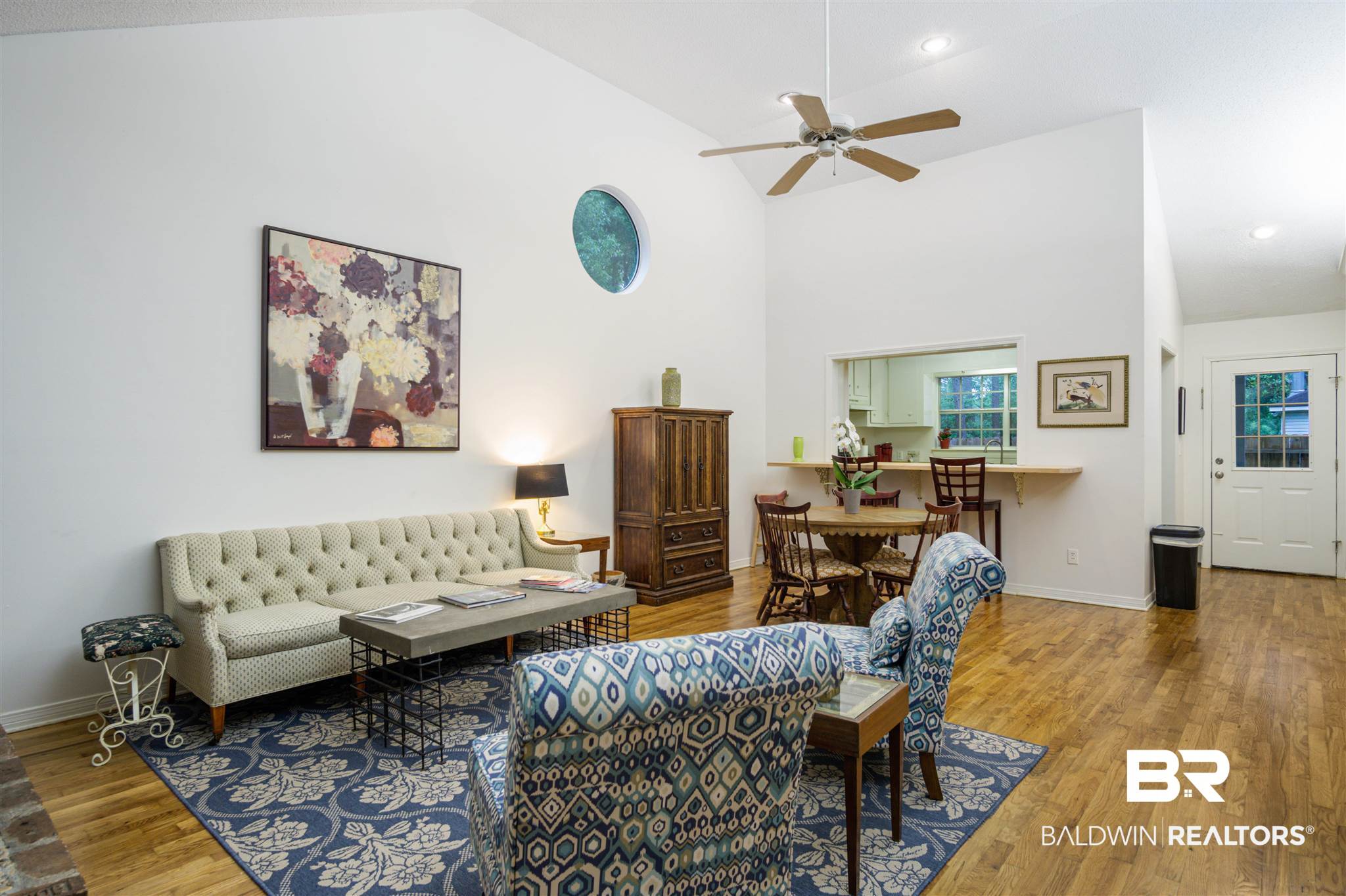 16924 Provencher Road Fairhope, AL 36532 - Photo 6 of 22 Living Room