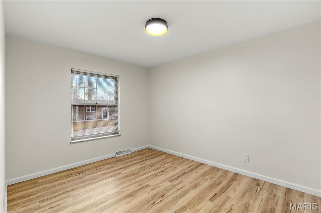 750 Burwick Terrace Manchester, MO 63021 - Photo 16 of 25