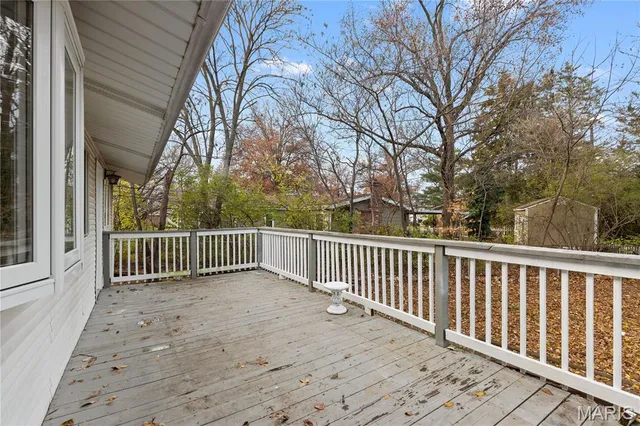 $330,000 | 750 Burwick Terrace, Manchester, MO 63021