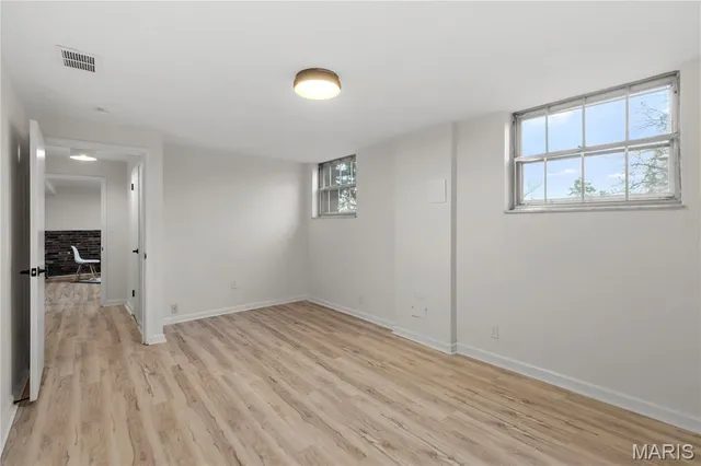 $330,000 | 750 Burwick Terrace, Manchester, MO 63021