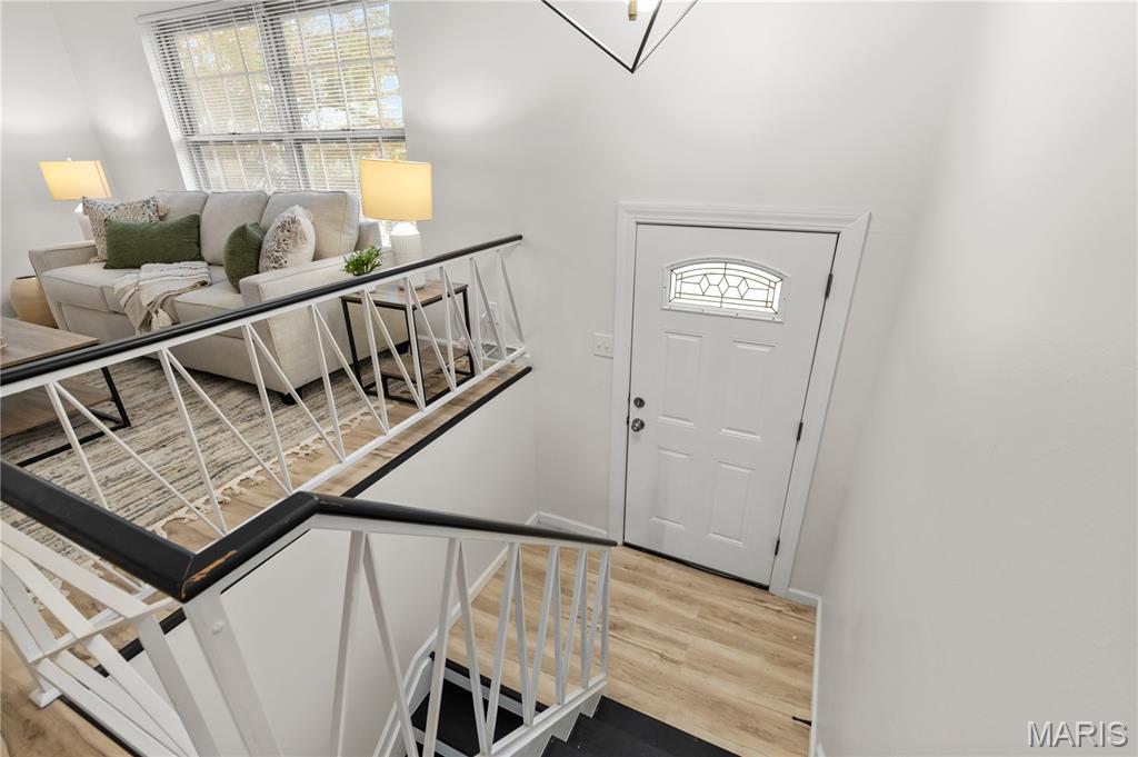 750 Burwick Terrace Manchester, MO 63021 - Photo 3 of 25