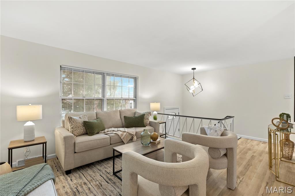 750 Burwick Terrace Manchester, MO 63021 - Photo 6 of 25