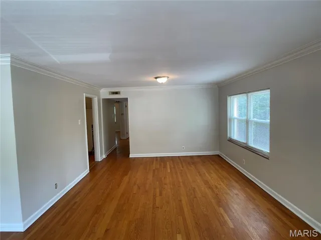 $419,000 | 1262 Moorlands Drive, Richmond Heights, MO 63117