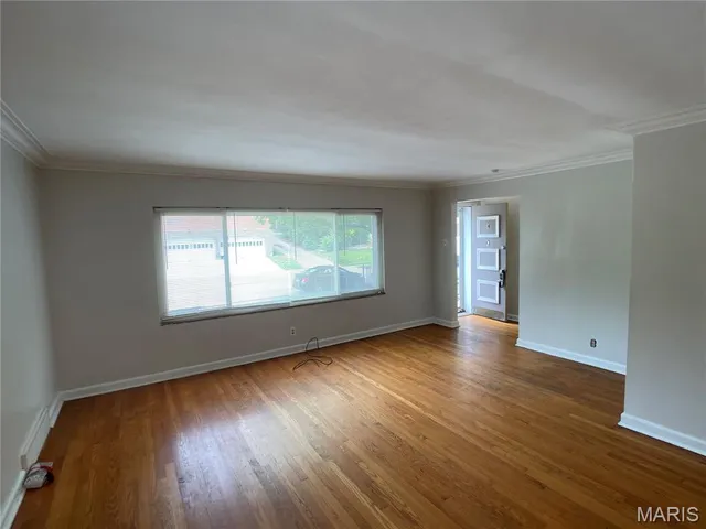 $419,000 | 1262 Moorlands Drive, Richmond Heights, MO 63117