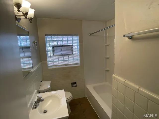 $419,000 | 1262 Moorlands Drive, Richmond Heights, MO 63117