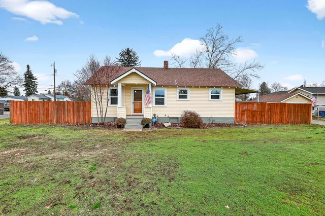 $359,900 | 8422 East Liberty Avenue, Millwood, WA 99212