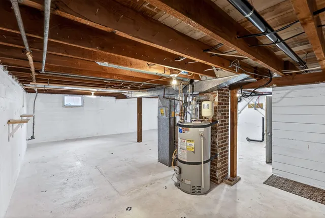 $359,900 | 8422 East Liberty Avenue, Millwood, WA 99212