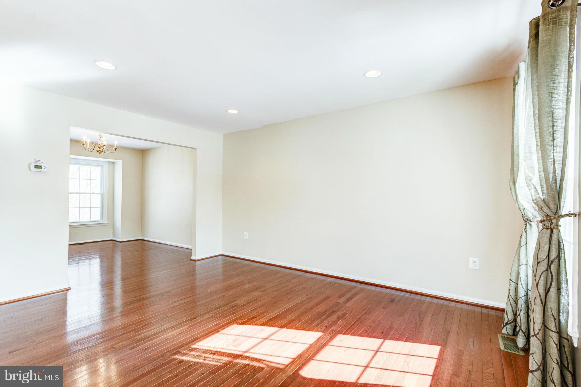 7952 Pebble Brook Court Springfield, VA 22153 - Photo 11 of 24 Living Room