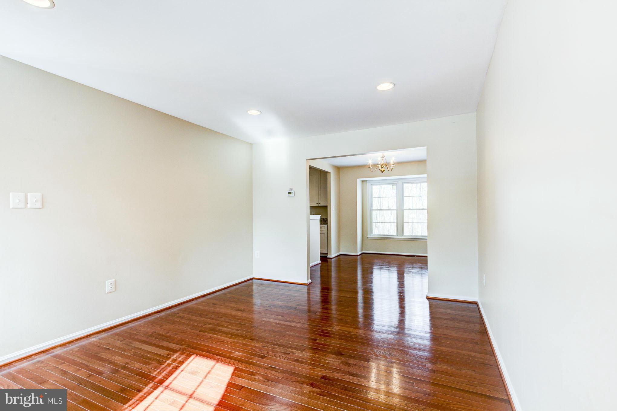 7952 Pebble Brook Court Springfield, VA 22153 - Photo 10 of 24 Living Room
