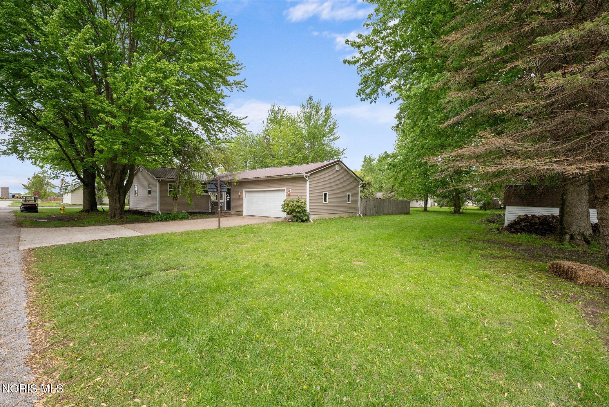 215 Reed Street McClure, OH 43534 - Photo 25 of 27 25-DSC1064