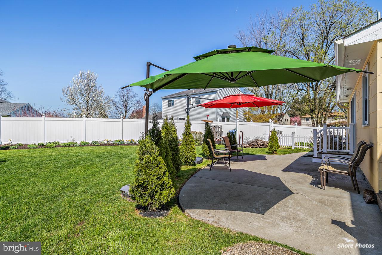 22 Stonebridge Road Cherry Hill, NJ 08003 - Photo 22 of 43 Back yard