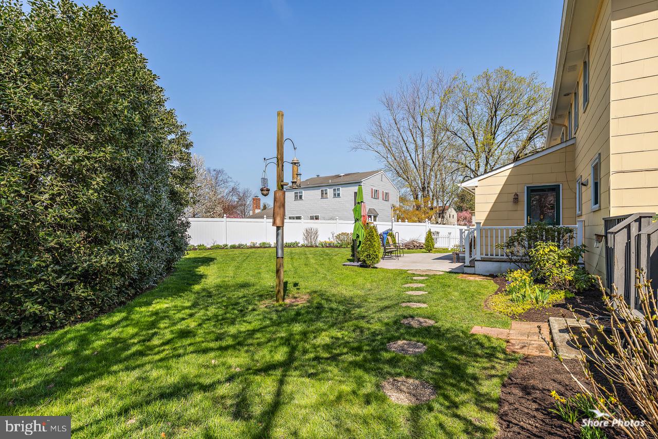 22 Stonebridge Road Cherry Hill, NJ 08003 - Photo 24 of 43 Back yard